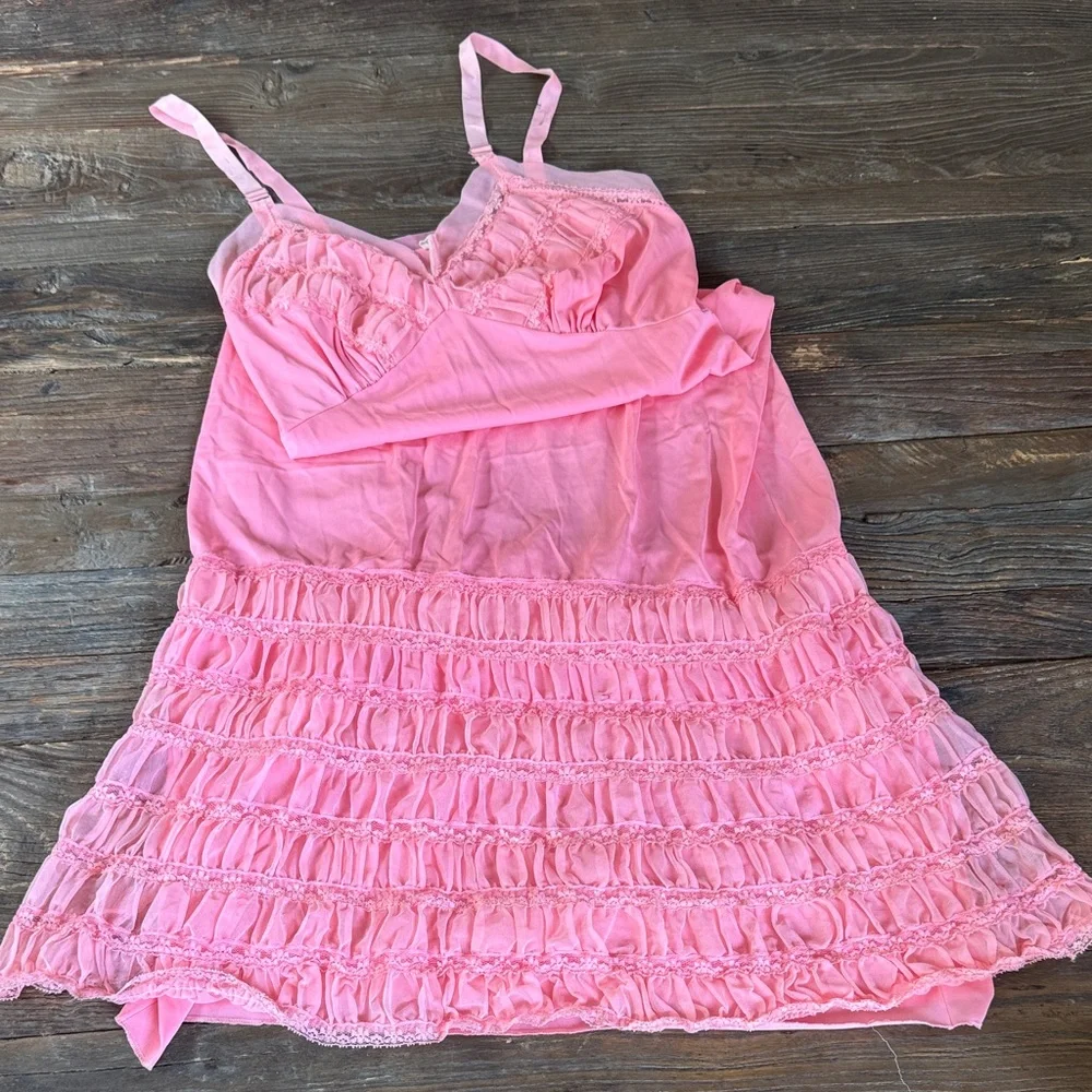 Vintage Pink Slip Chemise with Ruffle Hem - Picture 4 of 14